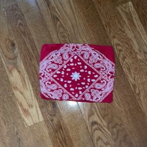 Red pattern tube top